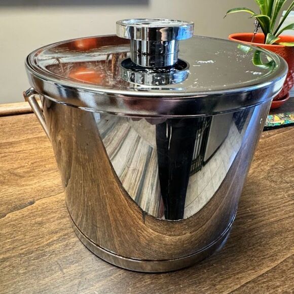VTG Kromex Midcentury Chrome Ice Bucket - Picture 13 of 13